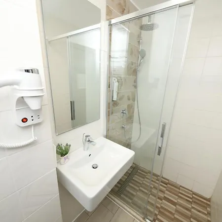 Hotel Delfin-2