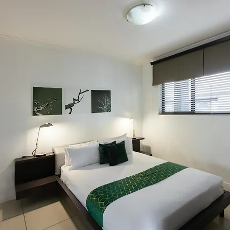 The Nicol Hotel And Apartments-2