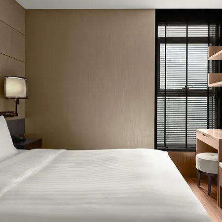 The Fairway Place, Xi'An - Marriott Executive Apartments-2