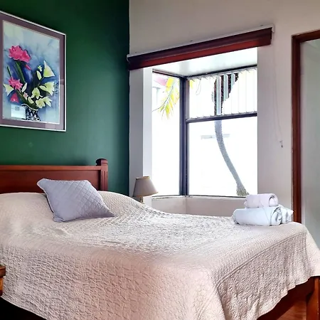 Hotel 1492-3