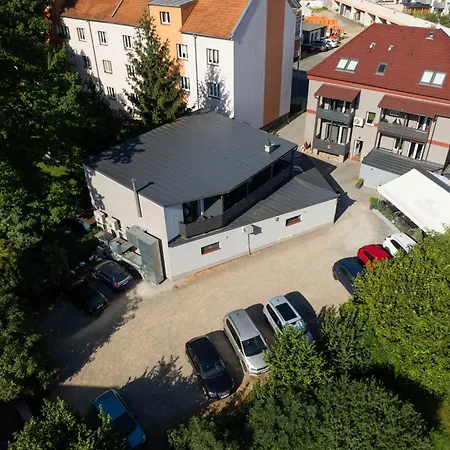 Hotel Apartments Benesova 6-2