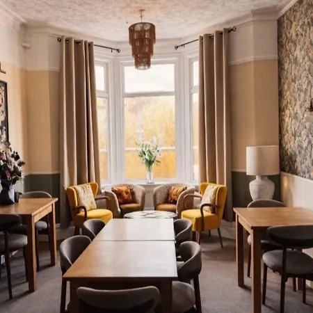 The Franklyn Hotel B&B-2