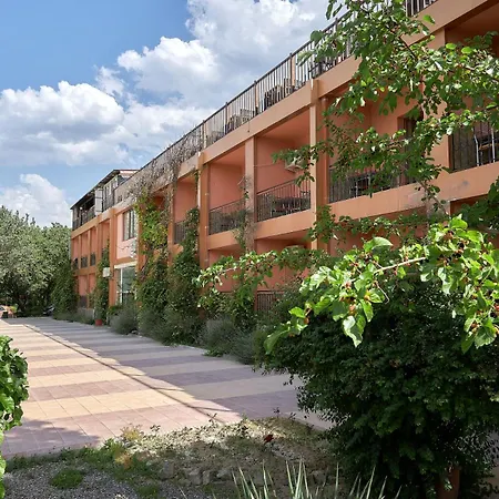 Avenue Park Hotel-2