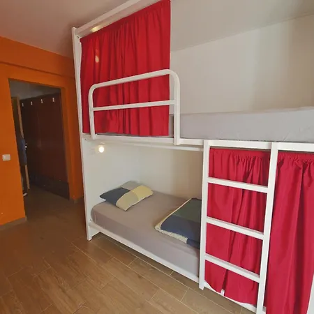 Cloud 9 Hostel-3