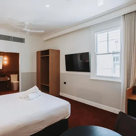Royal Hotel Orange-3