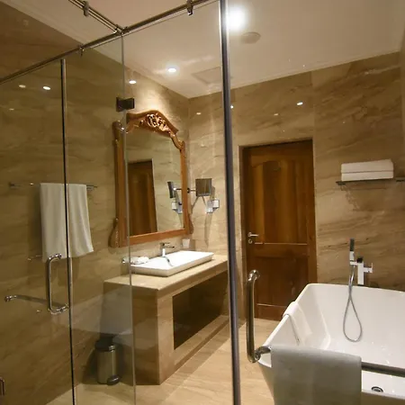 Araliya Red - Budget Friendly Hotel- Where You Find Stunning 360 Panoramic View Of Nuwara Eliya-3