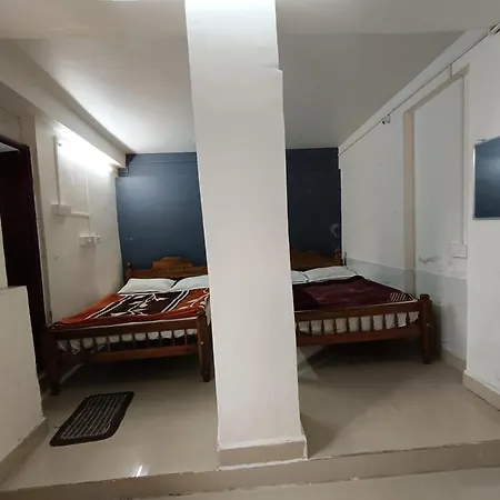 Queens Cottage - Individual Cottage-2