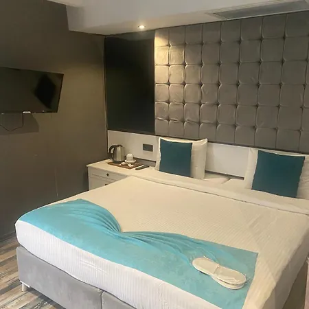 Hotel Blue Ottoman-2