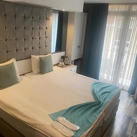 Hotel Blue Ottoman-3