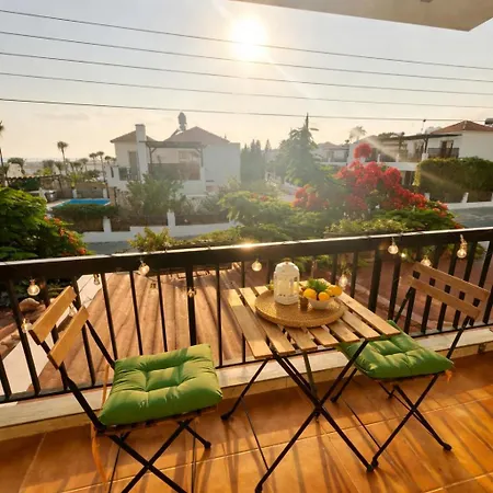 Coral Bay Seaview Apartment By Aria-Walk To Beach (Adults Only)-2