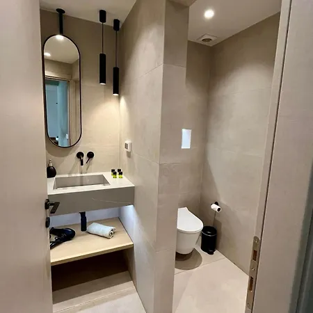 Celine Luxury Apartments & Suites-2