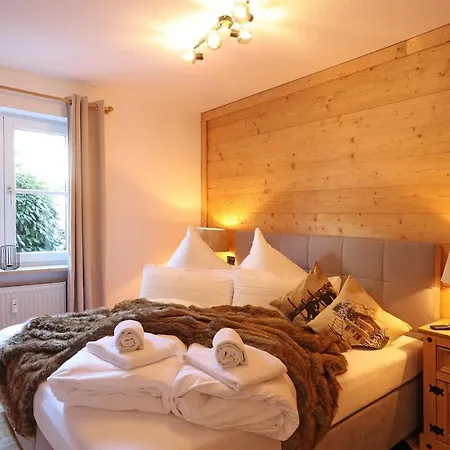 Ruhige Chalet-Style Suite Am Kurpark Neben Der Therme-3
