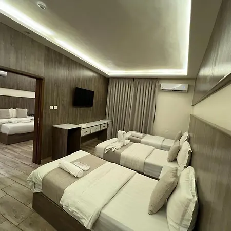 Sky Hotel-2