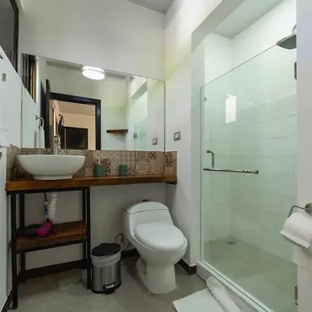 Amazilia Guesthouse-2