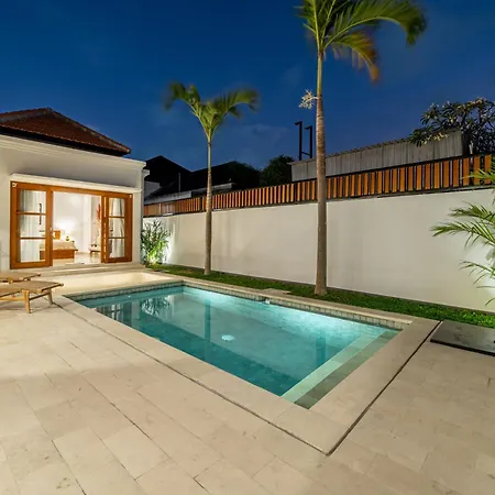 Sofia Villas - Quiet Pool Escape With Spacious Sundeck In Prime Location-2
