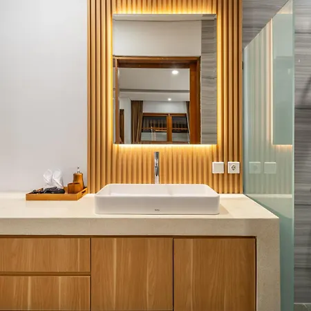 Sofia Villas - Quiet Pool Escape With Spacious Sundeck In Prime Location-3