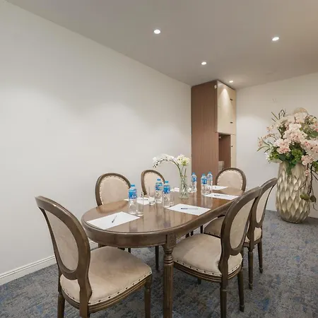 Westlake Suites Xuan Dieu-2