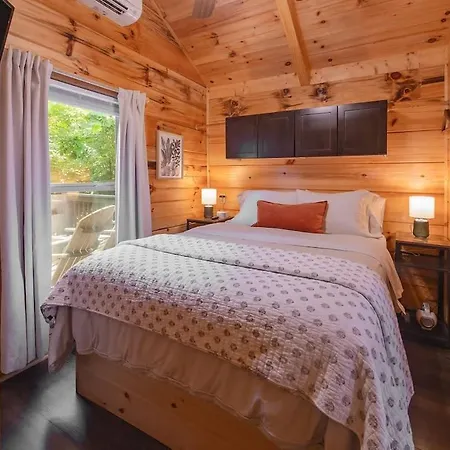 Elise Cabin Forest Retreat 5 Mins To Downtown-2
