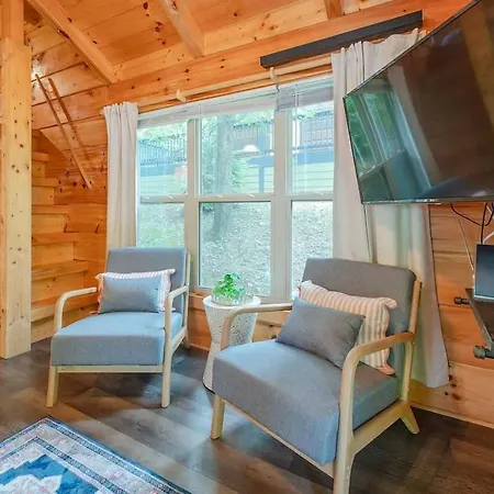 Ani Cabin Tiny Home Bordered By National Forest-3