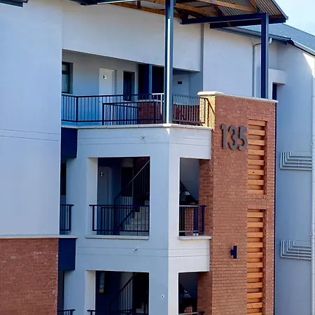 Spacious 3 Bedroom Apartment In Ballito Hills Lifestyle Estate Near Ballito Beach-2
