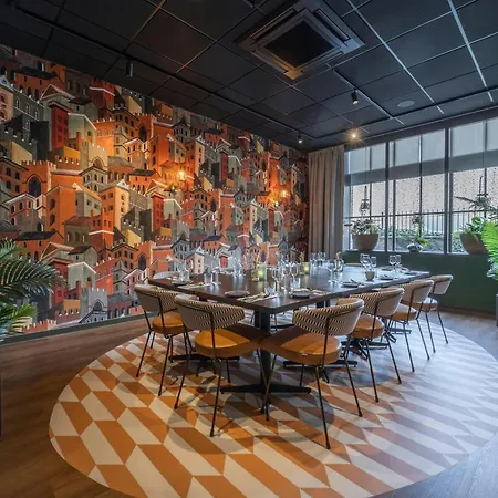 Leonardo Hotel Breda City Center-2