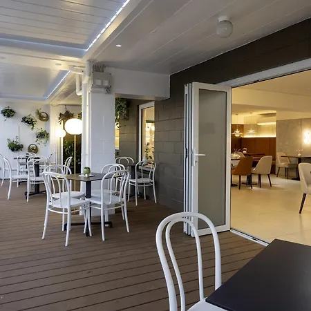 Best Western Newmarket Inn & Suites-3