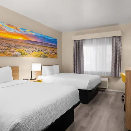 Days Inn & Suites By Wyndham Airport Albuquerque-3