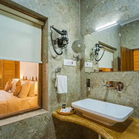 Hotel Golden Haveli-3