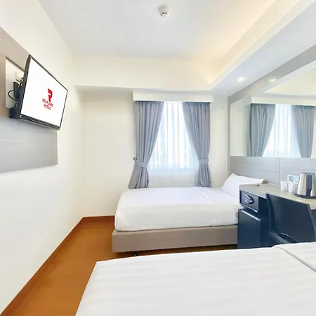 Red Planet Cebu-2