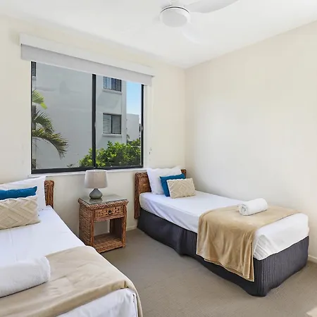 Kings Row Holiday Apartments-2