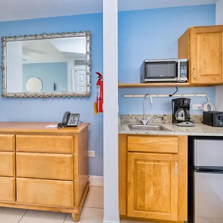 The Reef Beach Resort, East End, Grand Cayman-3