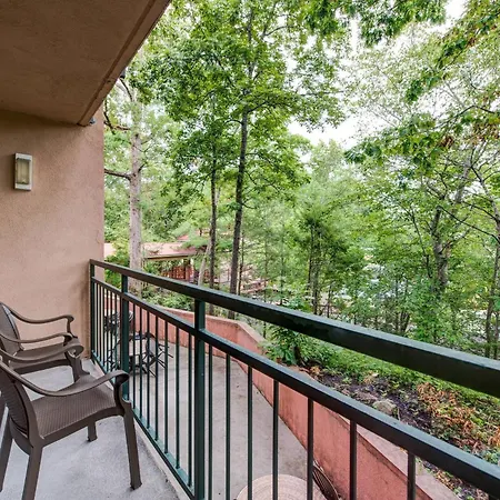 Quality Inn Creekside - Downtown Gatlinburg-2