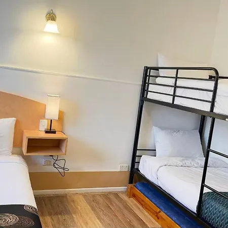 Parkville Motel-2