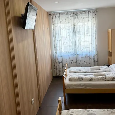 Hostel Moving-2