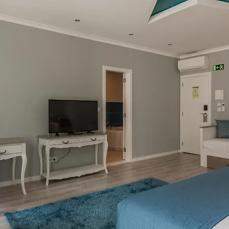 Vila Garden Guesthouse-2