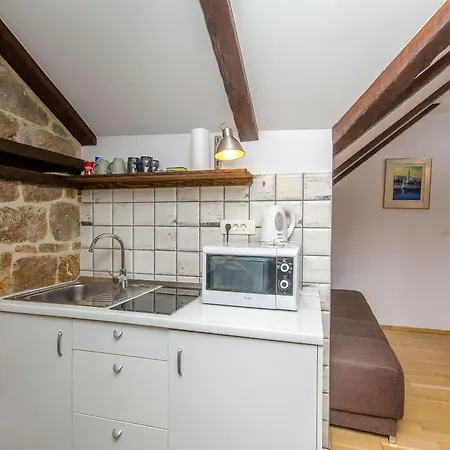 Apartment And Rooms Desideria-2