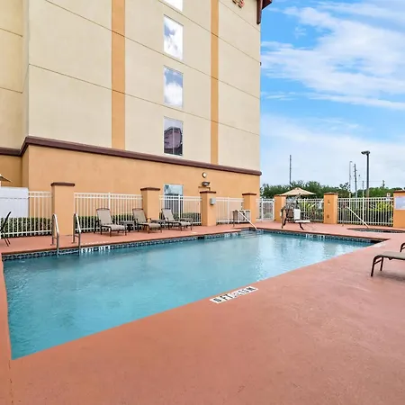 Comfort Suites Orlando International Airport-2