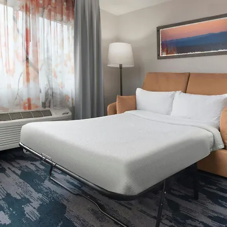 Fairfield Inn & Suites Dallas Park Central-2