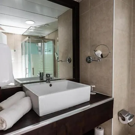 G Hotel-2