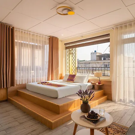 Sweet Lavender Hotel - Ngay Cho Dem Da Lat-2