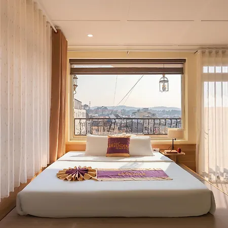 Sweet Lavender Hotel - Ngay Cho Dem Da Lat-3