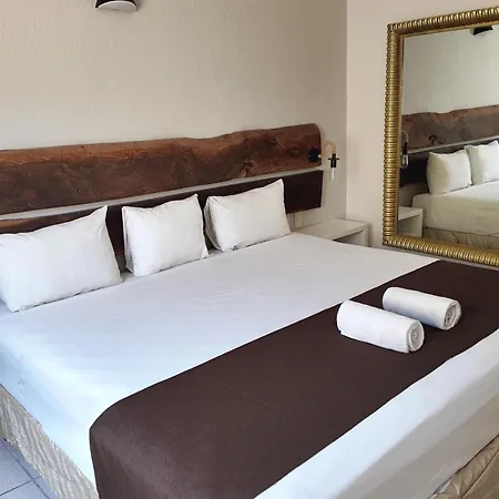 Days Inn By Wyndham Playa Del Carmen-2