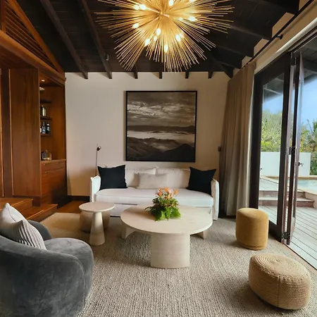 Royal Isabela-3