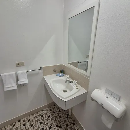 Ben Hall Motor Inn-3