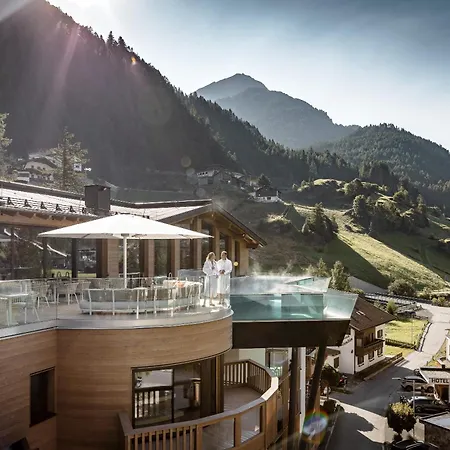 Das Central - Alpine . Luxury . Life-3