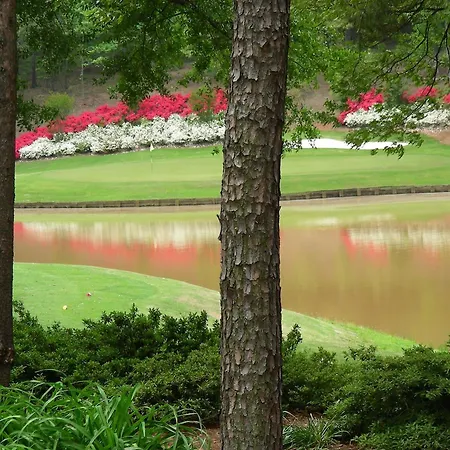 Embassy Suites Greenville Golf Resort & Conference Center-3
