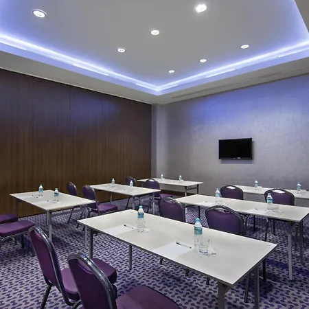 Hampton By Hilton Istanbul Kayasehir-3