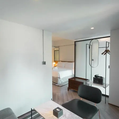 Ir-On Hotel-3