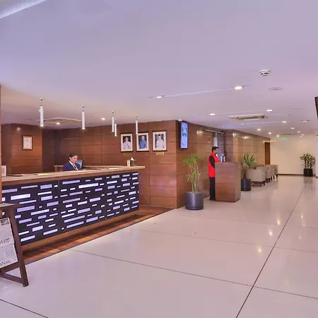 Avari Xpress Gulberg-3