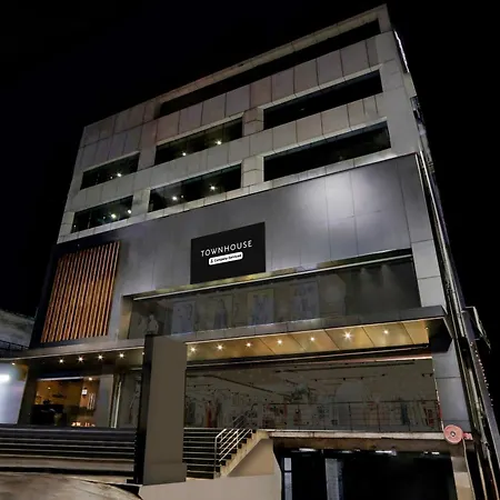 Townhouse Daba Garden Road-3
